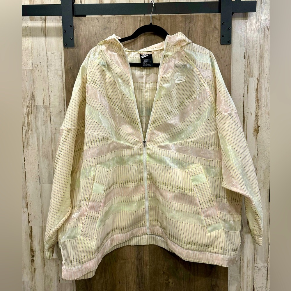 Nike Earth Day Lightweight Windrunner (Multi) size L/tall